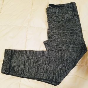 90 Degree by Reflex Size Medium Capris